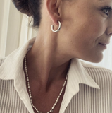 Oorbel - Bud to Rose - LOLA LARGE HOOP EARRING SILVER