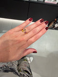 Gouden ring met 3 stenen