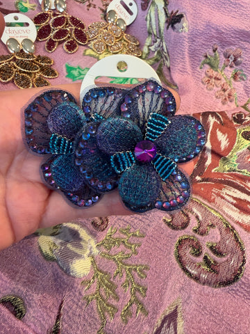 Bloem Blauw met lila