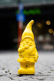Gnome flirty jasper yellow w sound 11x10x27cm
