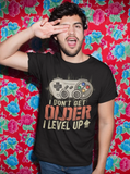 ULTRABASIC Men's Gaming T-Shirt I Don't Get Older I Level Up - Gamer Birthday Gift