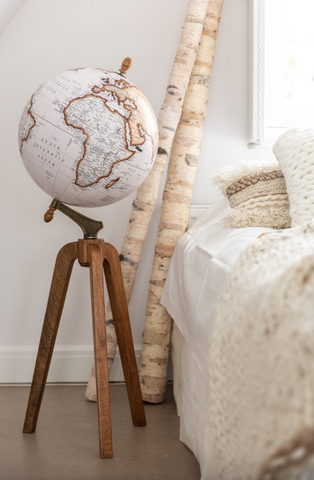 Wereldbol Op Voet Hout Wit/Naturel Extra Large (97966)