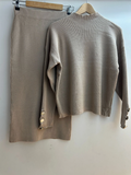 Effen set, top en halflange rok